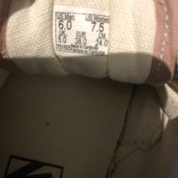 Pink suede Vans - Picture 3 of 3